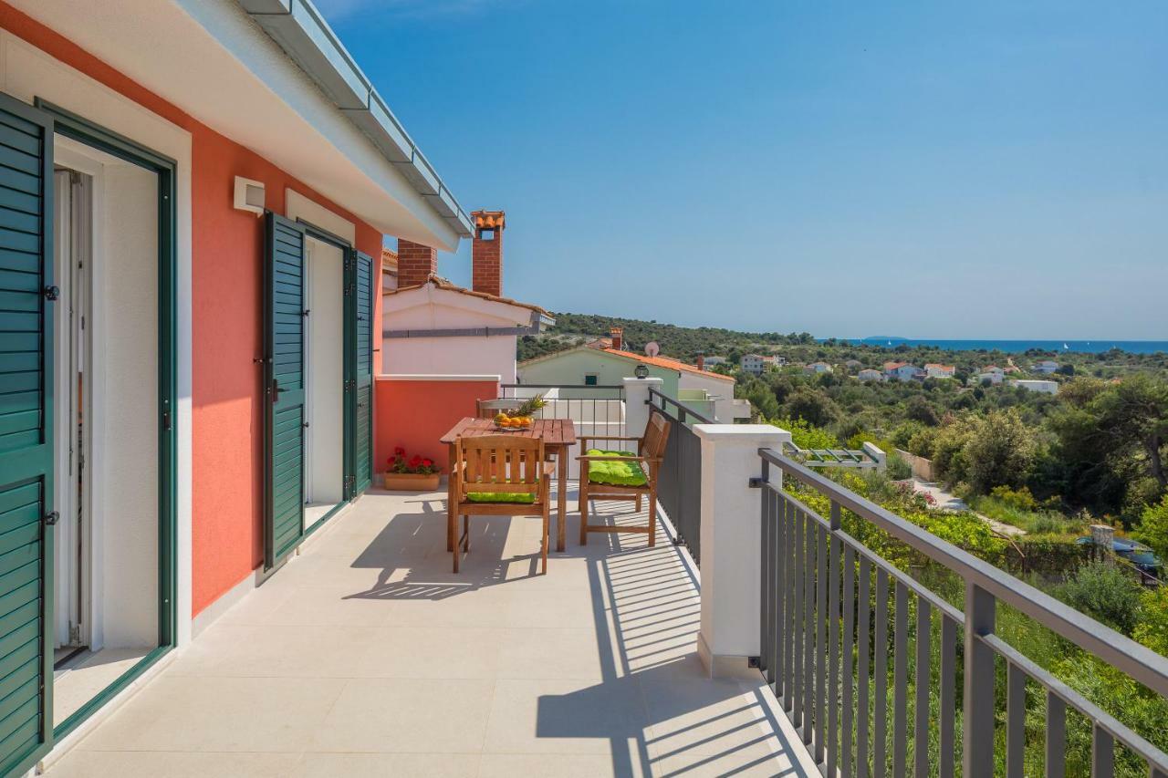 Villa Basic Sevid Exterior photo