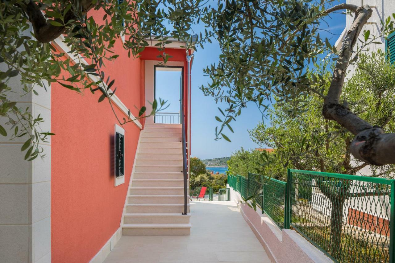 Villa Basic Sevid Exterior photo